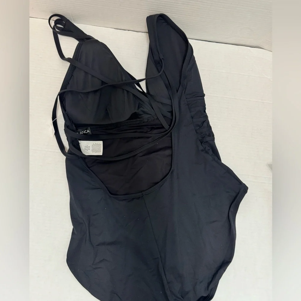 La Blanca Island Goddess Multi-Strap Cross-Back One-piece swimsuit BLACK Sz. 16‎